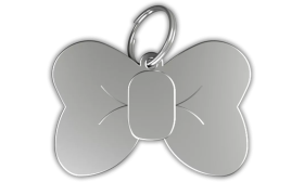 Strikvormige zilveren kattenpenning van aluminium met splitring, personaliseerbaar en graveerbaar met de naam van je kat.